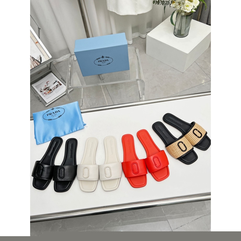 Pra*a slippers